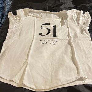 NWT Chico’s BOLD age “51” tee